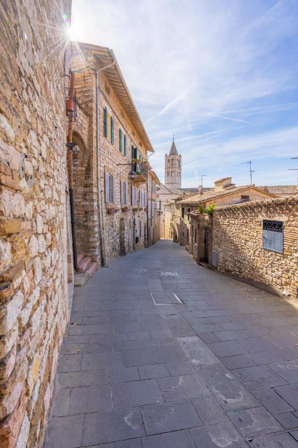 فندق Terrazza Santa Chiara أسيسي المظهر الخارجي الصورة