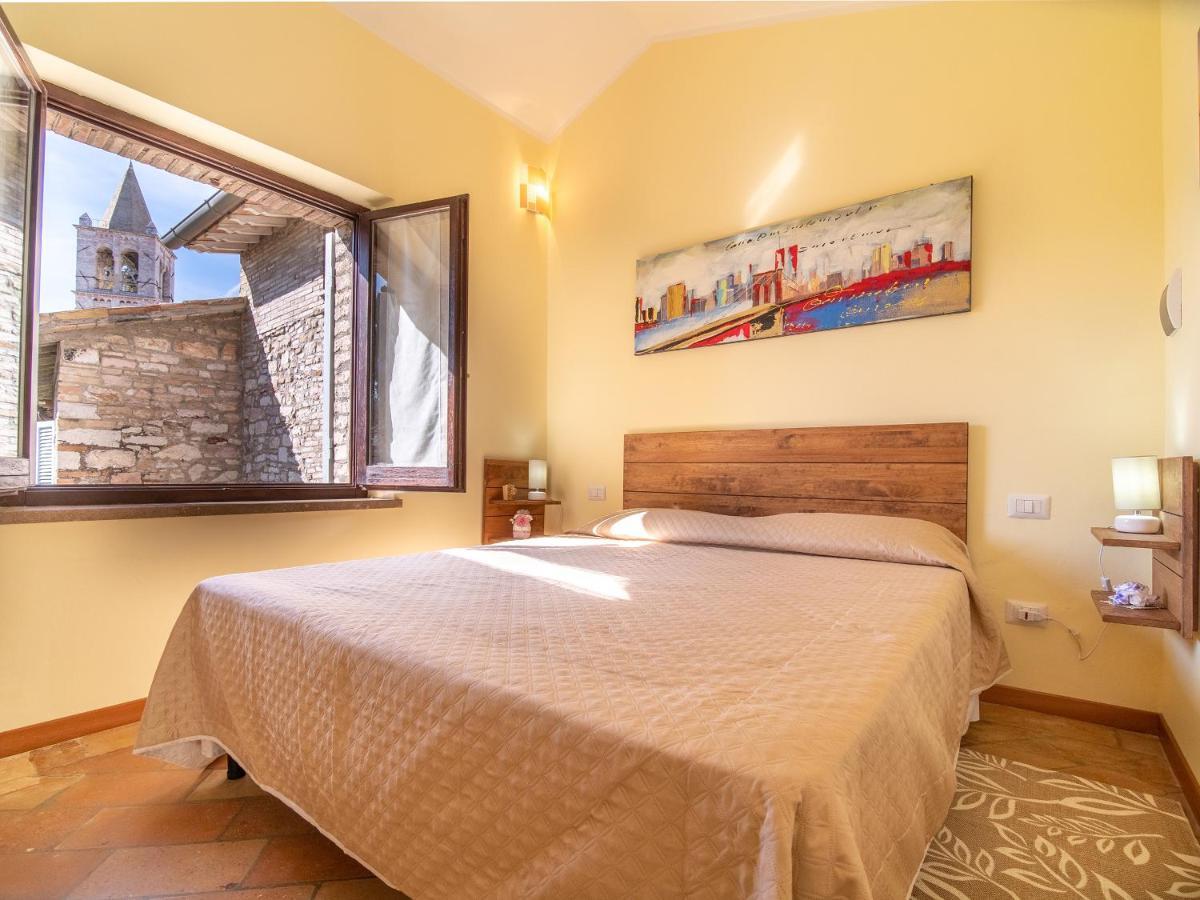 فندق Terrazza Santa Chiara أسيسي المظهر الخارجي الصورة